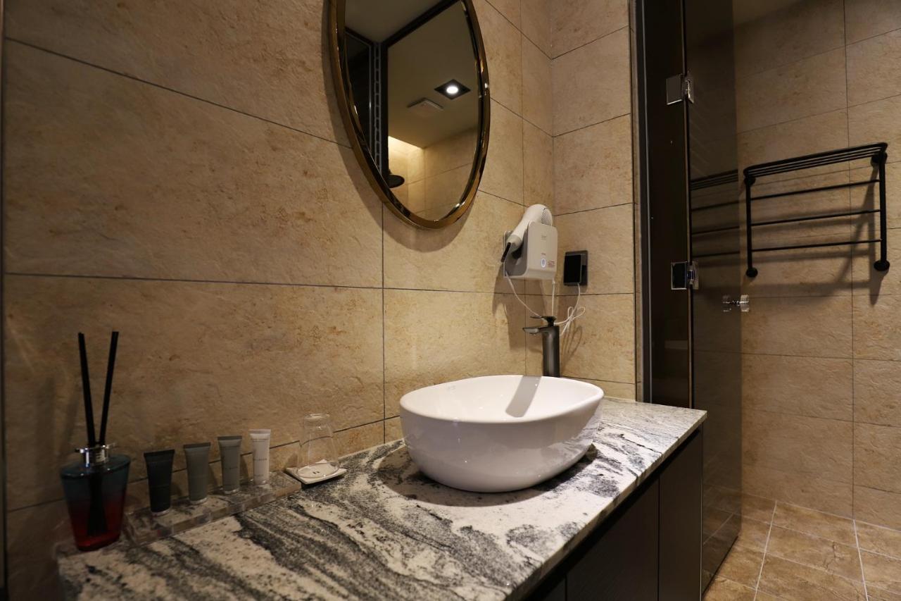 Chuncheon Hotel Bentley Екстериор снимка